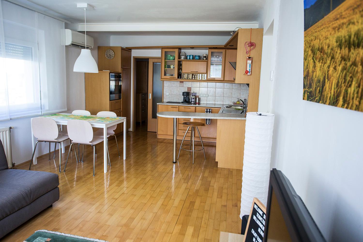 Goldenfields Apartment Kranj Exterior photo